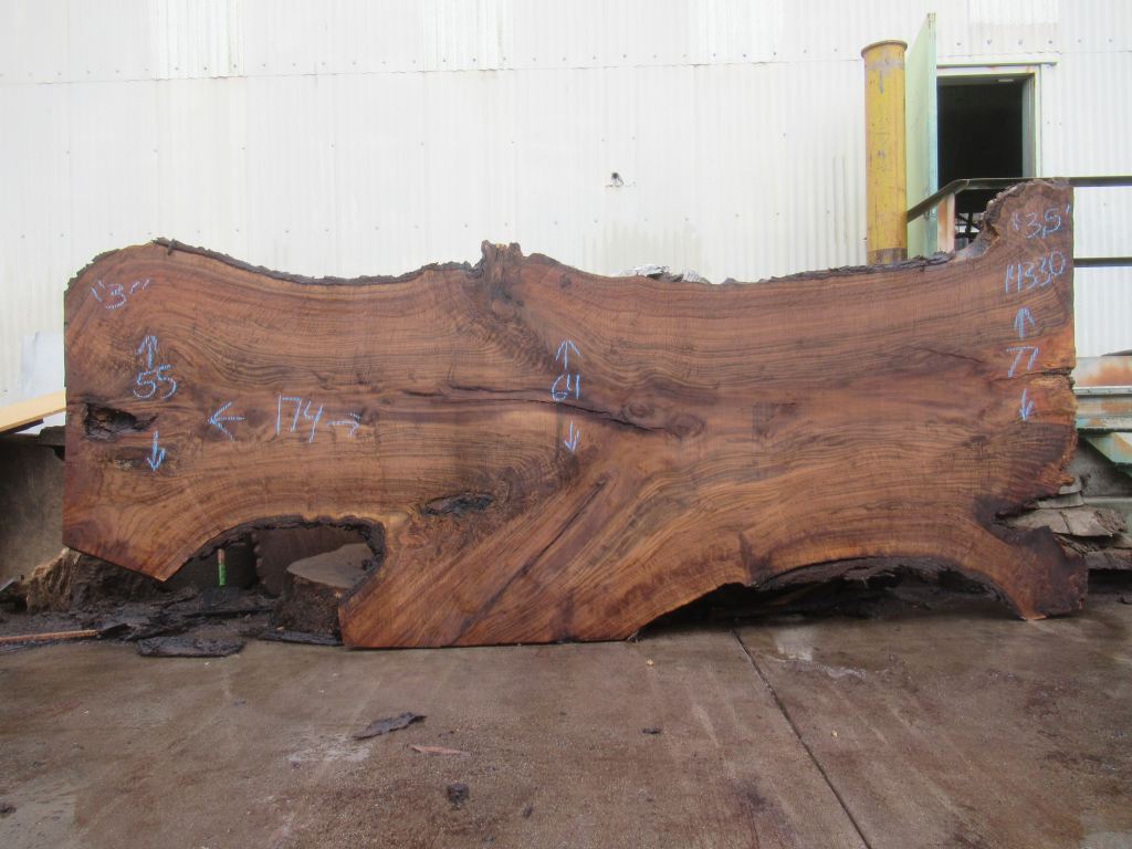 Claro Walnut 13/4 Live Edge #14330