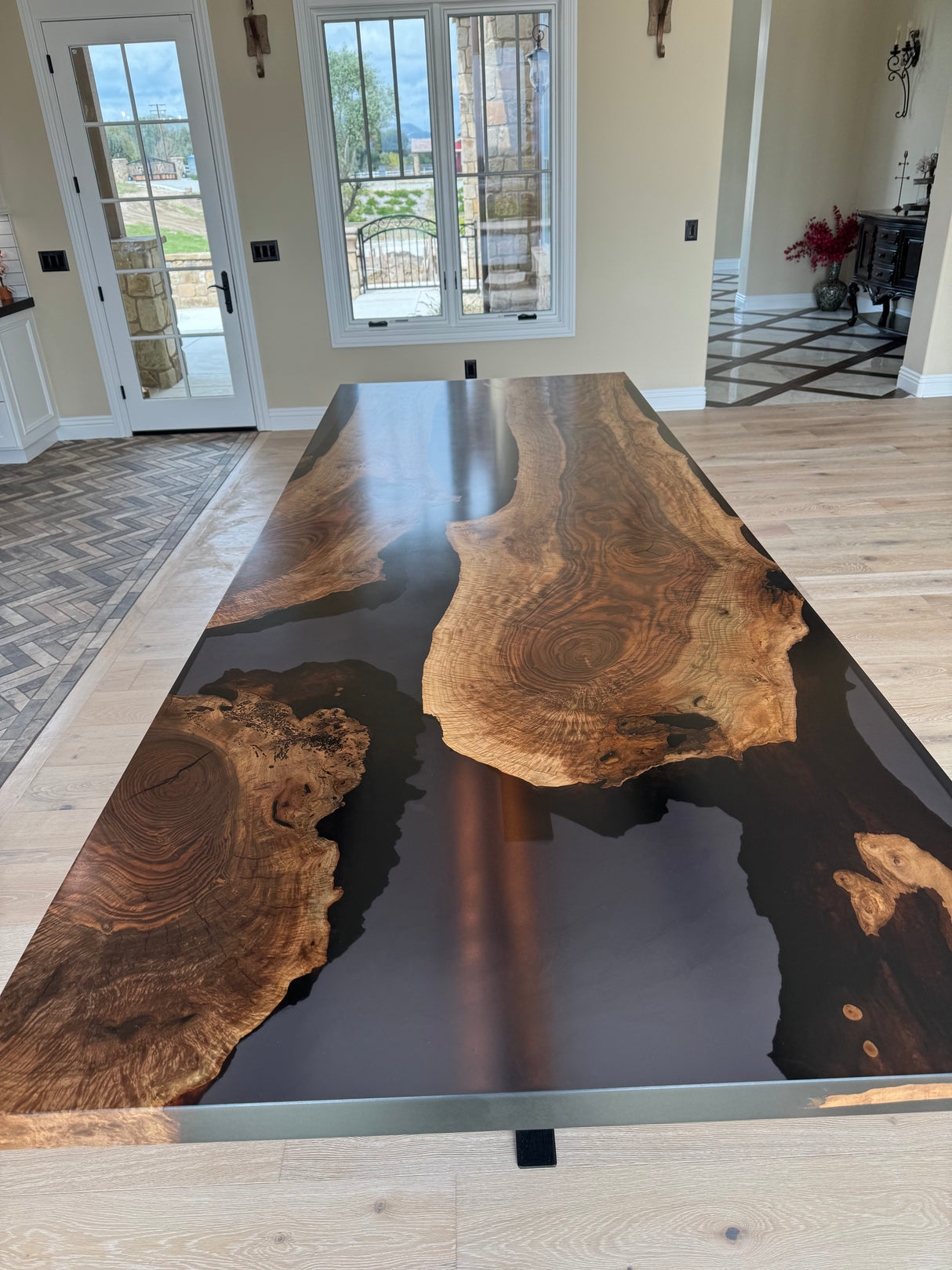 Bastogne Walnut Dining Table