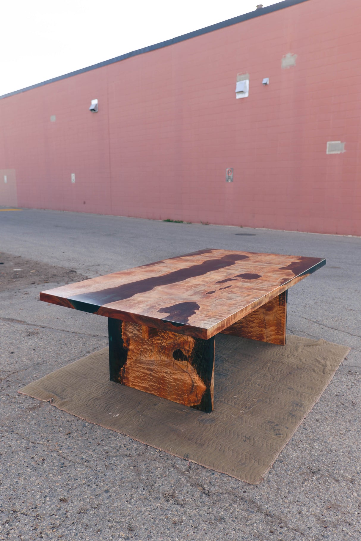 Pommele Sapele Dining Table