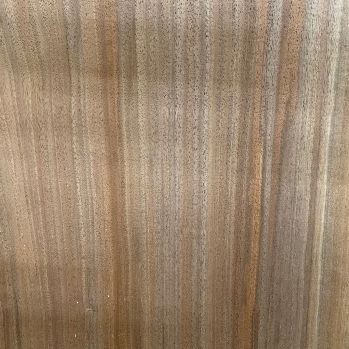 Walnut Veneer Grade Black 4/4